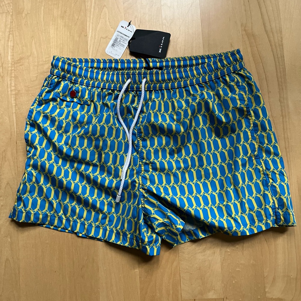 NWT Kiton men’s xl Vibrant blue and yellow pattern swim trunks